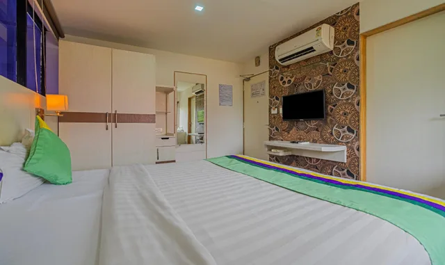 deluxe, ZO Rooms Fatehganj 2/2