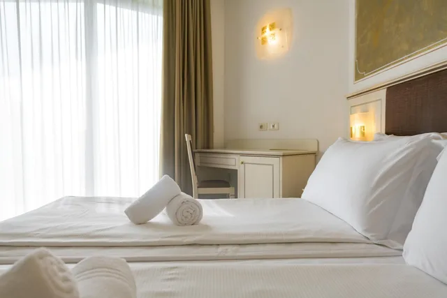 غرفة سوبيريور بسريرين منفصلين، Hotel Sogno Del Benaco 2/4