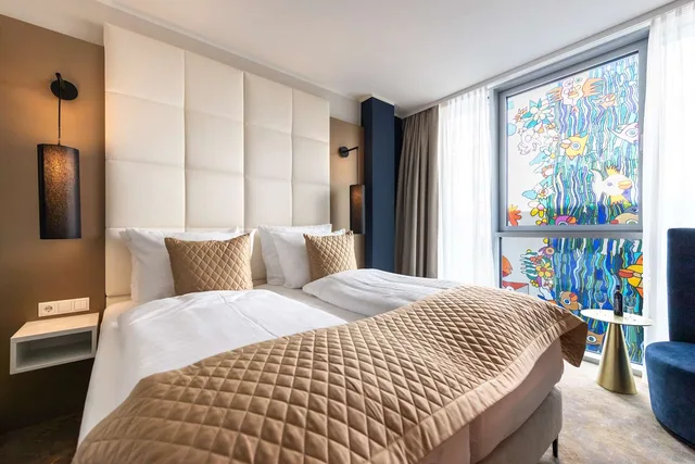 Room, Convertible Double Bed, Atrium View، Best Western Premier Royal Blue - Adult Only 1/5