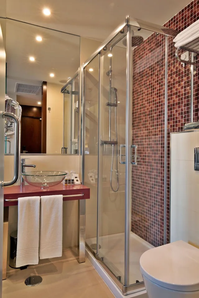 Executive, Triple, Double Bed, Turim Terreiro Do Paco Hotel 4/4