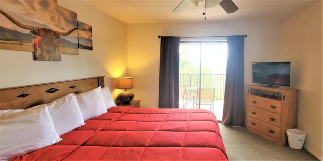 شقة سكنية بسرير كوين وسريرين منفصلين بغرفتي نوم مع أريكة، High Sierra Condominiums 2/10