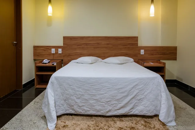 غرفة فاخرة بسرير كوين وسرير فردي، Lindoya Hotel 2/7