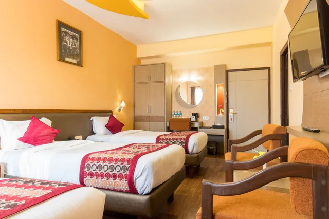 غرفة ديلوكس عائلية ثلاثية بسريرين منفصلين، Moon Light Hotel 1/10