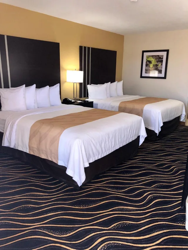 غرفة بسريرين كوين للمدخنين، Quality Inn West Fort Worth, TX 5/10