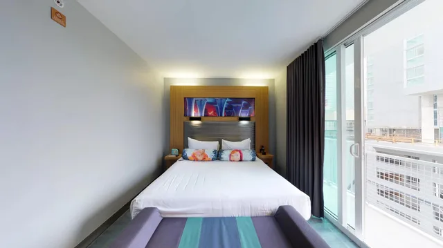 جناح لذوي الإعاقة، Aloft Miami Brickell 1/4