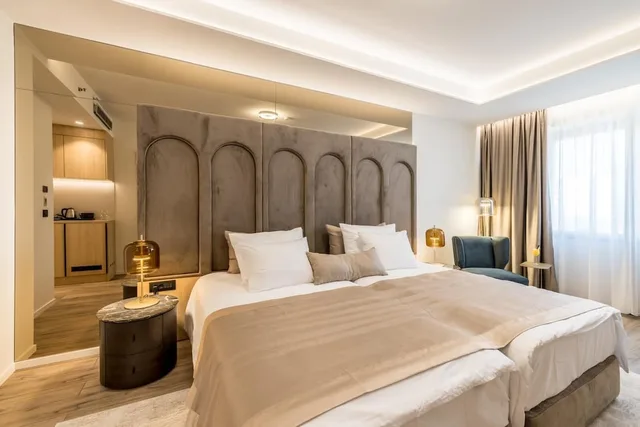 غرفة سوبيريور بسريرين منفصلين، Atrium Hotel 1/10