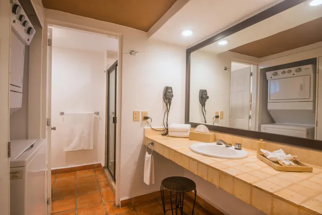 شقة بإطلالة على البحر، One Beach Street Puerto Vallarta 2/3