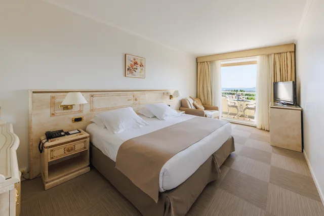 Deluxe, Mountain and Sea View، Hotel Corsica 3/8