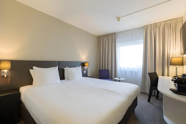 غرفة قياسية بسرير كينج، Thon Hotel Brussels Airport 1/1