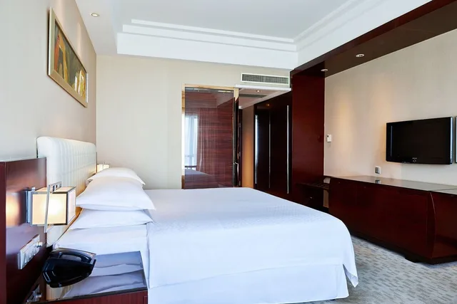 غرفة بسرير كينج بإطلالة على المدينة، Four Points By Sheraton Hangzhou 5/10