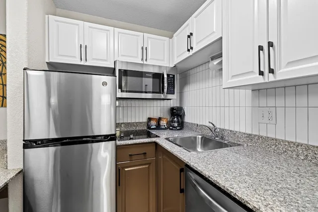 جناح استوديو بسرير كوين مع أريكة بمطبخ، Staybridge Suites Hotel Calgary Airport 3/5