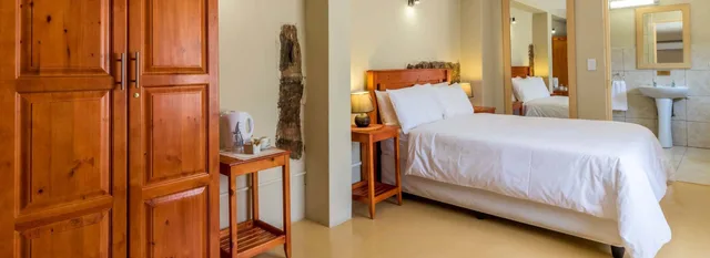 غرفة تنفيذية ثلاثية بثلاثة أسرّة، Sabie Retreats Guest House 2/6