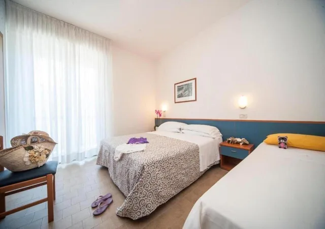 غرفة قياسية رباعية، Hotel Taormina 3/7