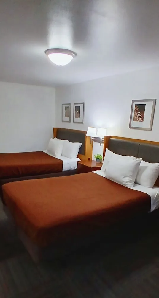 غرفة أساسية بسريرين مزدوجين، Neva Jean Motel 2/6