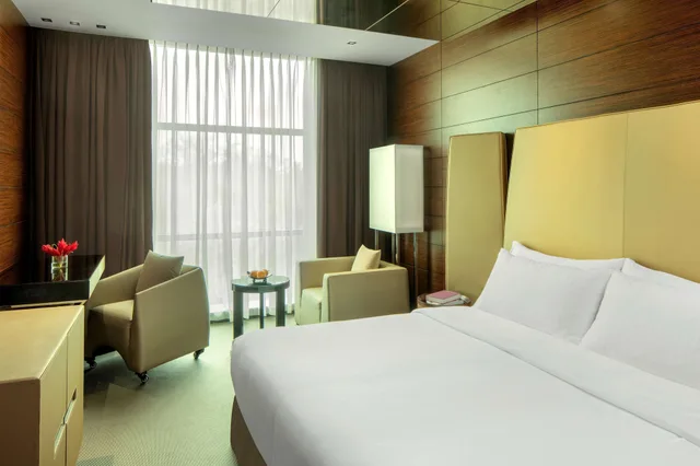 غرفة بزنس بسريرين منفصلين، Radisson Blu Atria Bengaluru 2/10