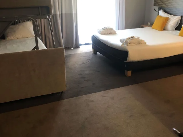 غرفة عائلية بسريرين مزدوجين، Ibis St Malo La Madeleine 3/8