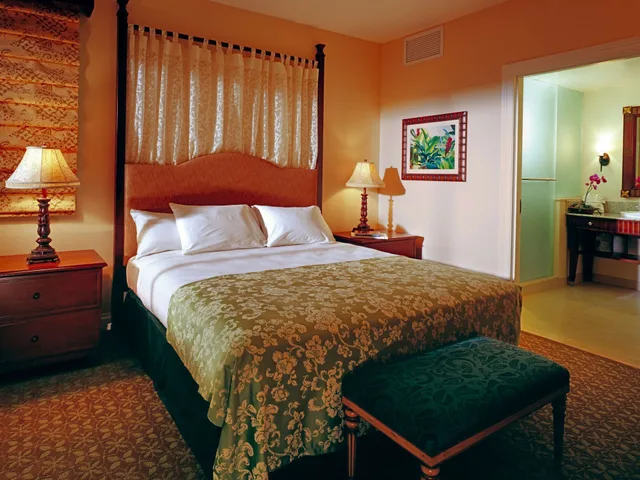 2 Bedrooms, Deluxe, Suite, 2 Double Beds, King Bed, Resort View, Sofa، Hilton Grand Vacations Club Kings’ Land Waikoloa 12/14