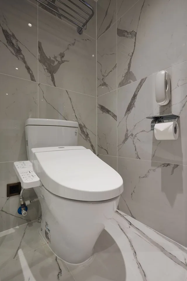 Superior, Queen Bed, Balcony, K Hotels Linsen 3/5