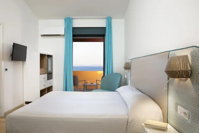 غرفة ديلوكس رباعية، Lu Hotel Maladroxia 3/6