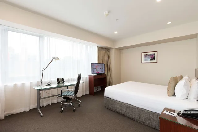 غرفة ديلوكس بسرير كينج بإطلالة على المدينة، Rydges Auckland 1/7