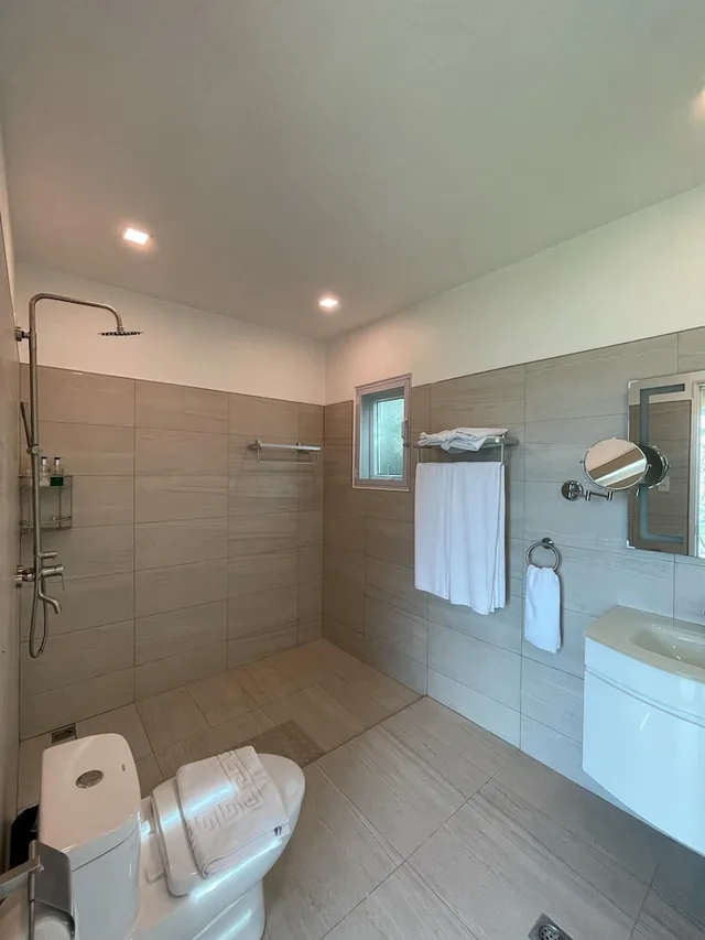 جناح استوديو شهر العسل بسرير كوين بإطلالة على البحر، Monaco Suites De Boracay 7/7