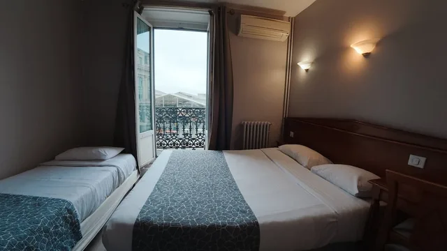 غرفة ثلاثية بسرير مزدوج وسرير فردي، Hotel Richmond 5/10