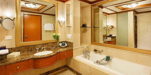 جناح بمطبخ، Wildflower Hall, An Oberoi Resort, Shimla 1/1