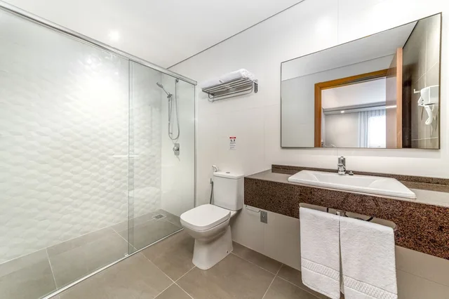 Standard Double 1 Queen Bed, Intercity Portofino Florianopolis 2/2