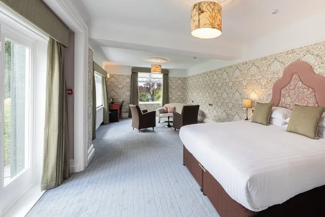 جناح بسرير مزدوج، Lake District Castle Inn 1/7