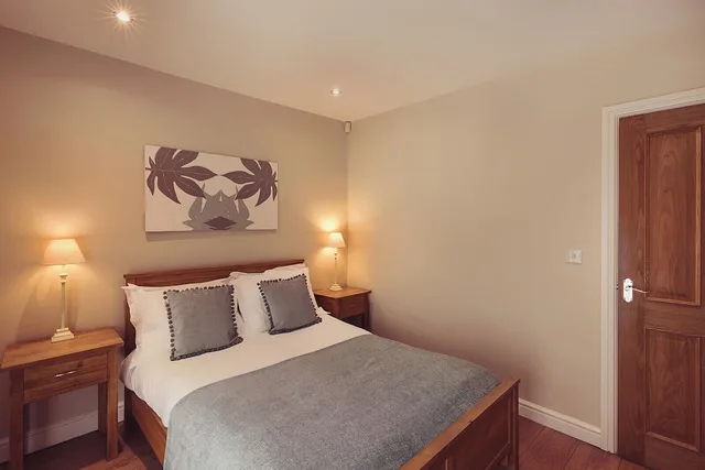 2 Bedrooms, Luxury, Cottage, 1 King and 1 Single Beds, Kitchen, Garden Area، Longlands Inn And Restaurant 1/10