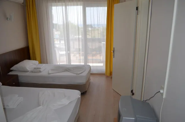 غرفة ثلاثية بإطلالة على المسبح، Mulka Hotel 8/10