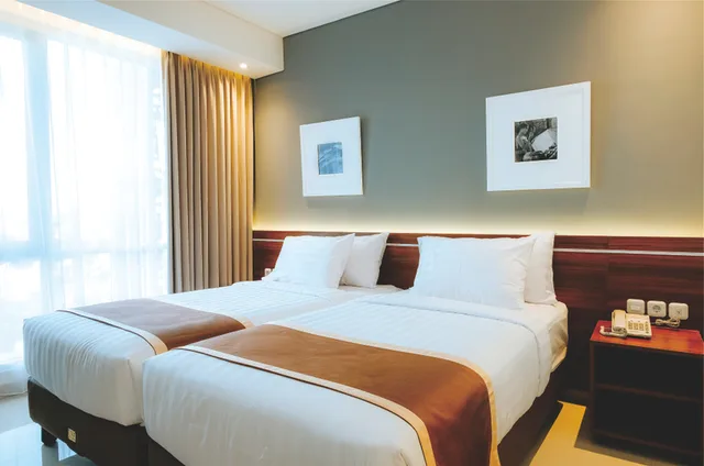 غرفة ديلوكس بسريرين منفصلين، Azana Style Hotel Pamekasan Madura 2/2
