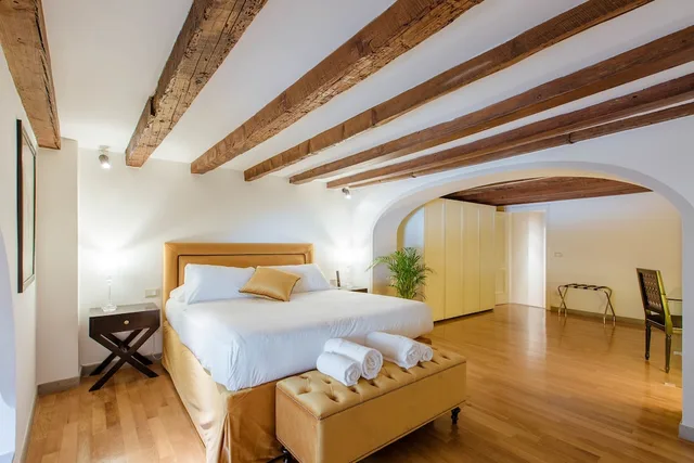Gold, Twin Beds، Relais Tosinghi 2/8