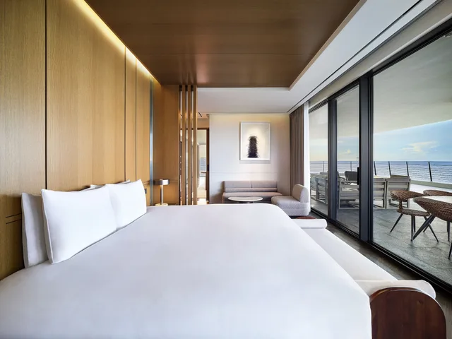 Presidential, Club, Suite, 1 King and 1 Single Beds, Ocean View, Parnas Hotel Jeju 1/5