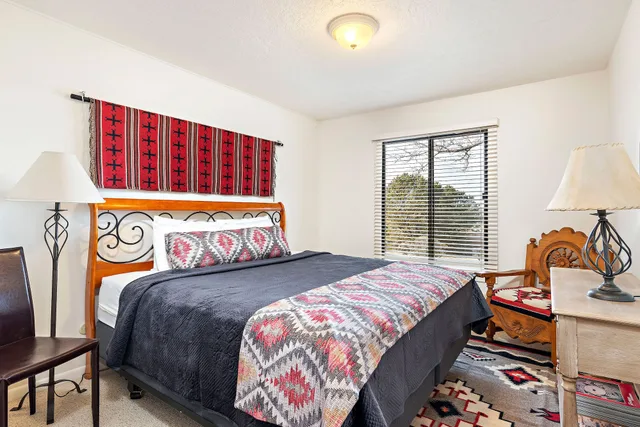 1 Bedroom, Condominium, Queen Bed، Fort Marcy Hotel Suites 7/10