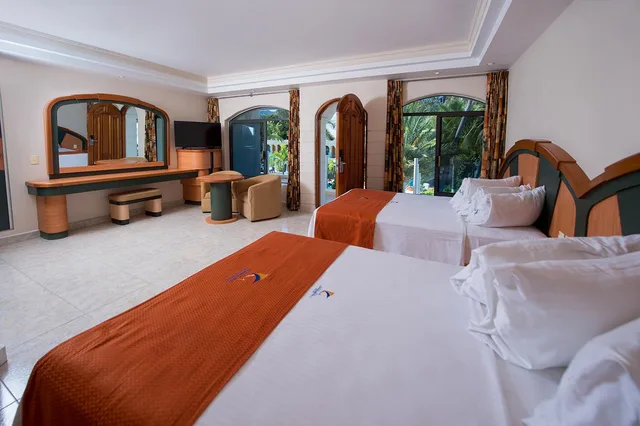 غرفة قياسية بسرير مزدوج بإطلالة على المسبح، Hotel Costa Azul 3/5