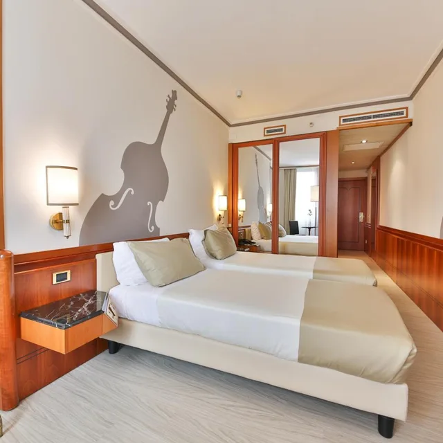 غرفة بسرير فردي، Hotel Leon d Oro 1/4
