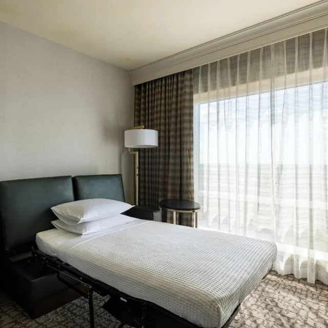 غرفة بسرير كينج، The Woodlands Waterway Marriott Hotel And Convention Center 6/12