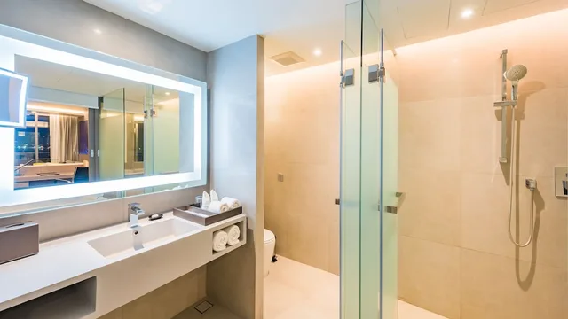 Pool-Access Comfy Room، Oceanfront Beach Resort And Spa 4/4