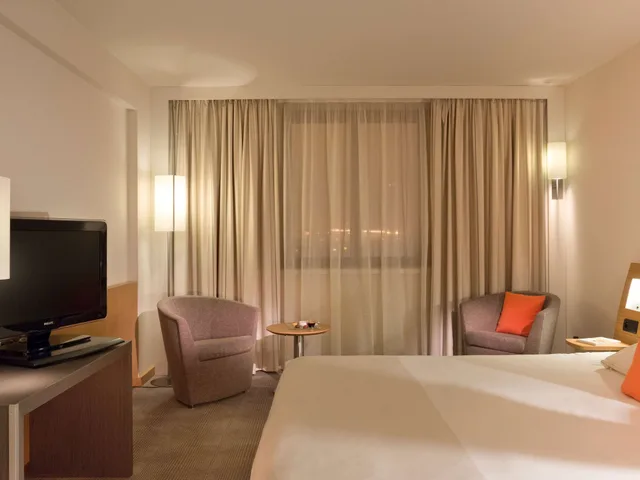غرفة تنفيذية بسرير كوين، Novotel Paris Roissy CDG Convention 3/9