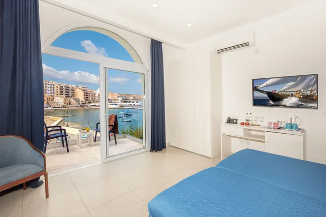 غرفة قياسية بسريرين منفصلين بإطلالة على البحر، Gillieru Harbour 8/9