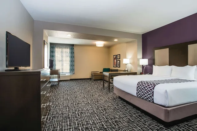 جناح بسرير كينج بإطلالة على الجبل، La Quinta Inn & Suites By Wyndham La Verkin-Gateway To Zion 3/9