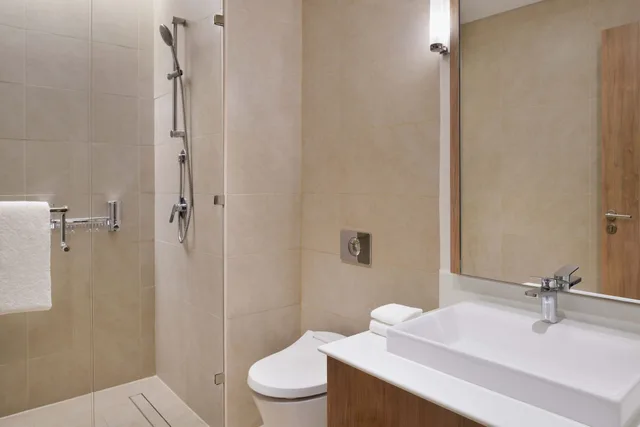 شقة بسريرين مزدوجين بإطلالة على المدينة بـ3 غرف نوم، Element City Center Doha 6/8
