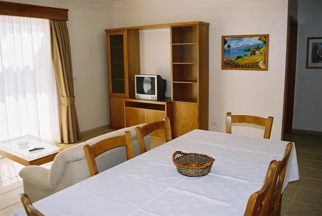 1 Bedroom, Apartment, Chair Bed، Paraiso Dourado 2/5