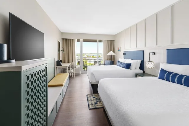 Sunset, Standard, 2 Queen Beds, Accessible، Holiday Inn Resort Wrightsville Beach 2/3