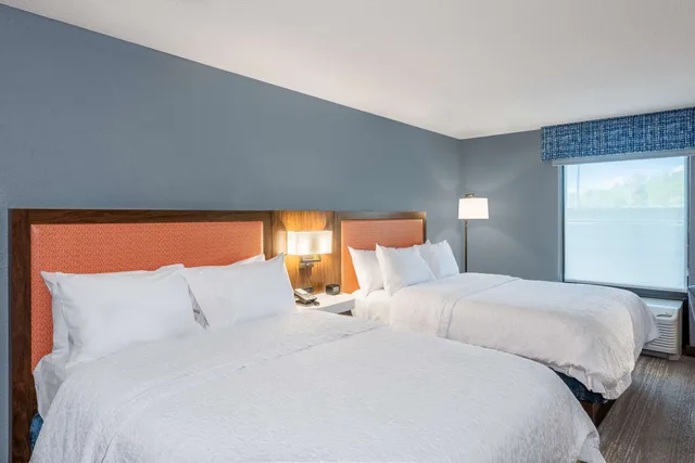 غرفة قياسية بسريرين كوين، Hampton Inn & Suites Hopkinsville 1/2