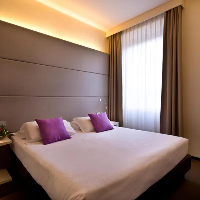 غرفة متصلة بسرير مزدوج، HOTEL CENACOLO(formerly Ora Hotel Cenacolo) 3/10
