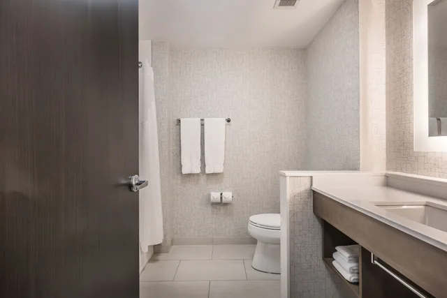 غرفة قياسية بسريرين كوين، Holiday Inn Express and Suites Welland 9/10