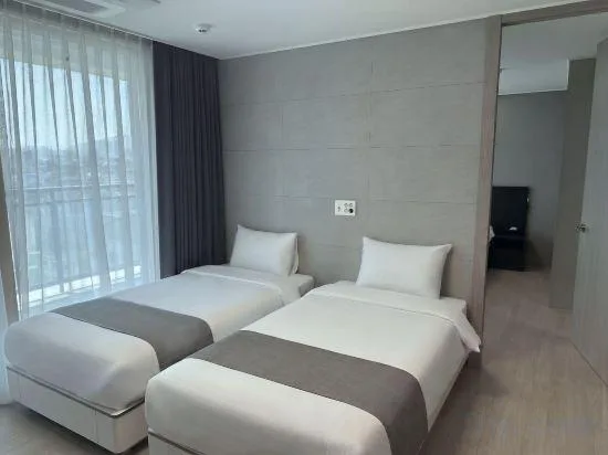 Bella, Junior Suite, Triple, Twin Beds، Bella Stay Hotel Chuncheon 1/2