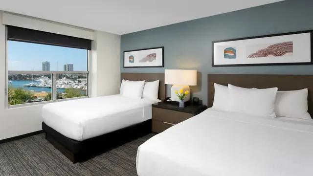 1 Bedroom, Suite, 2 Queen Beds, Bay View، Hyatt House San Juan 3/9